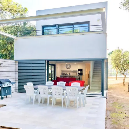 Far De Villa