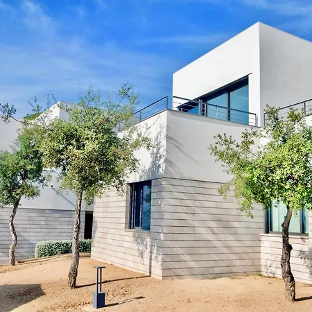 Far De Villa